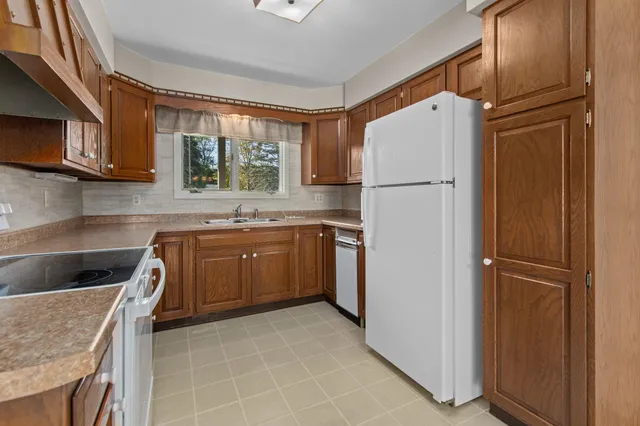 $278,000 | 220 Walnut Street, Clintonville, WI 54929