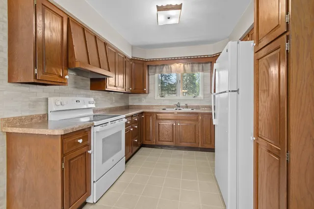 $278,000 | 220 Walnut Street, Clintonville, WI 54929