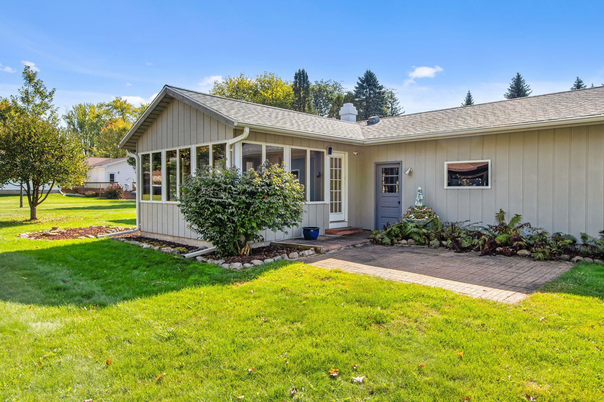 220 Walnut Street Clintonville, WI 54929 - Photo 34 of 49