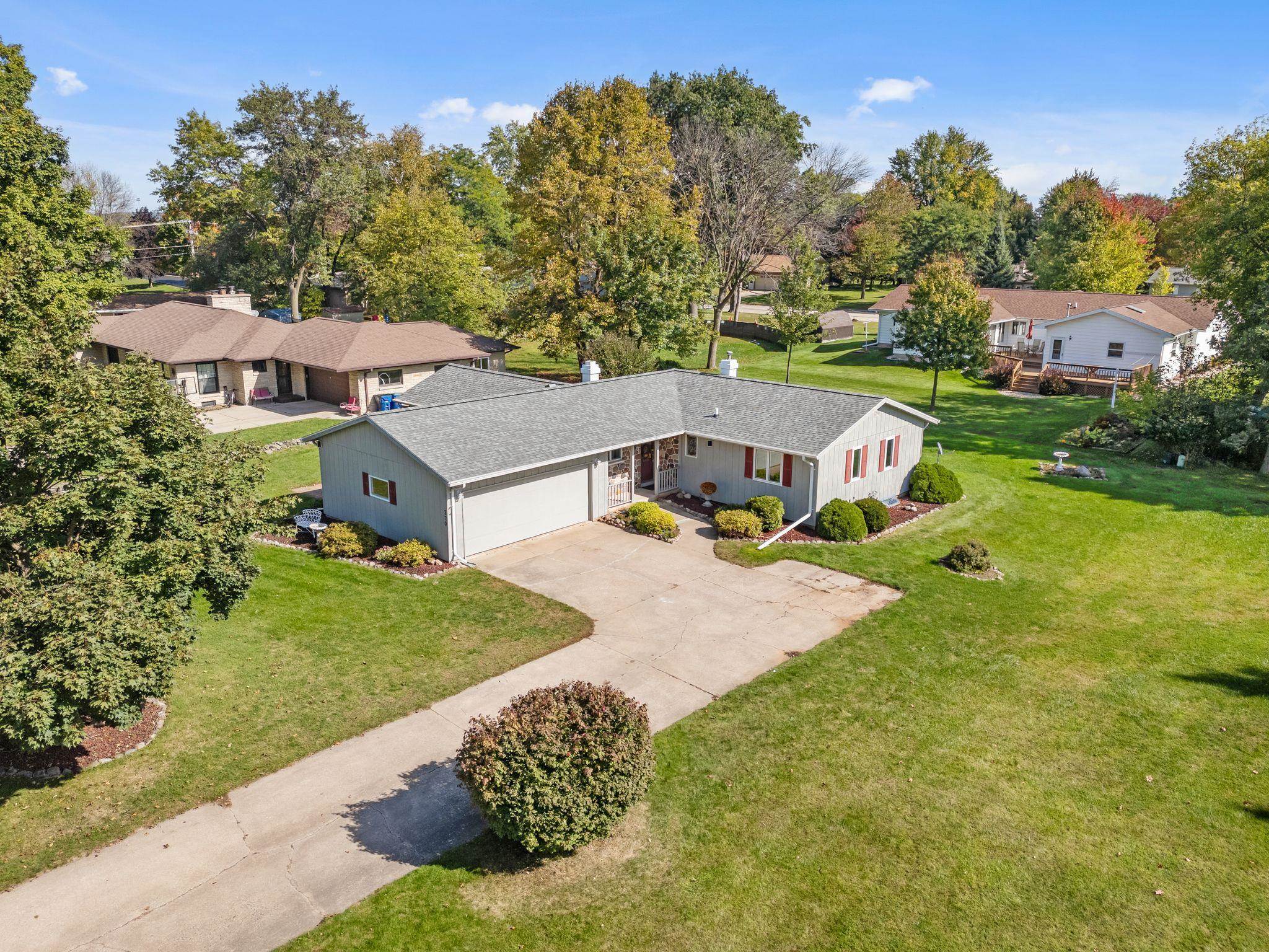 220 Walnut Street Clintonville, WI 54929 - Photo 39 of 49