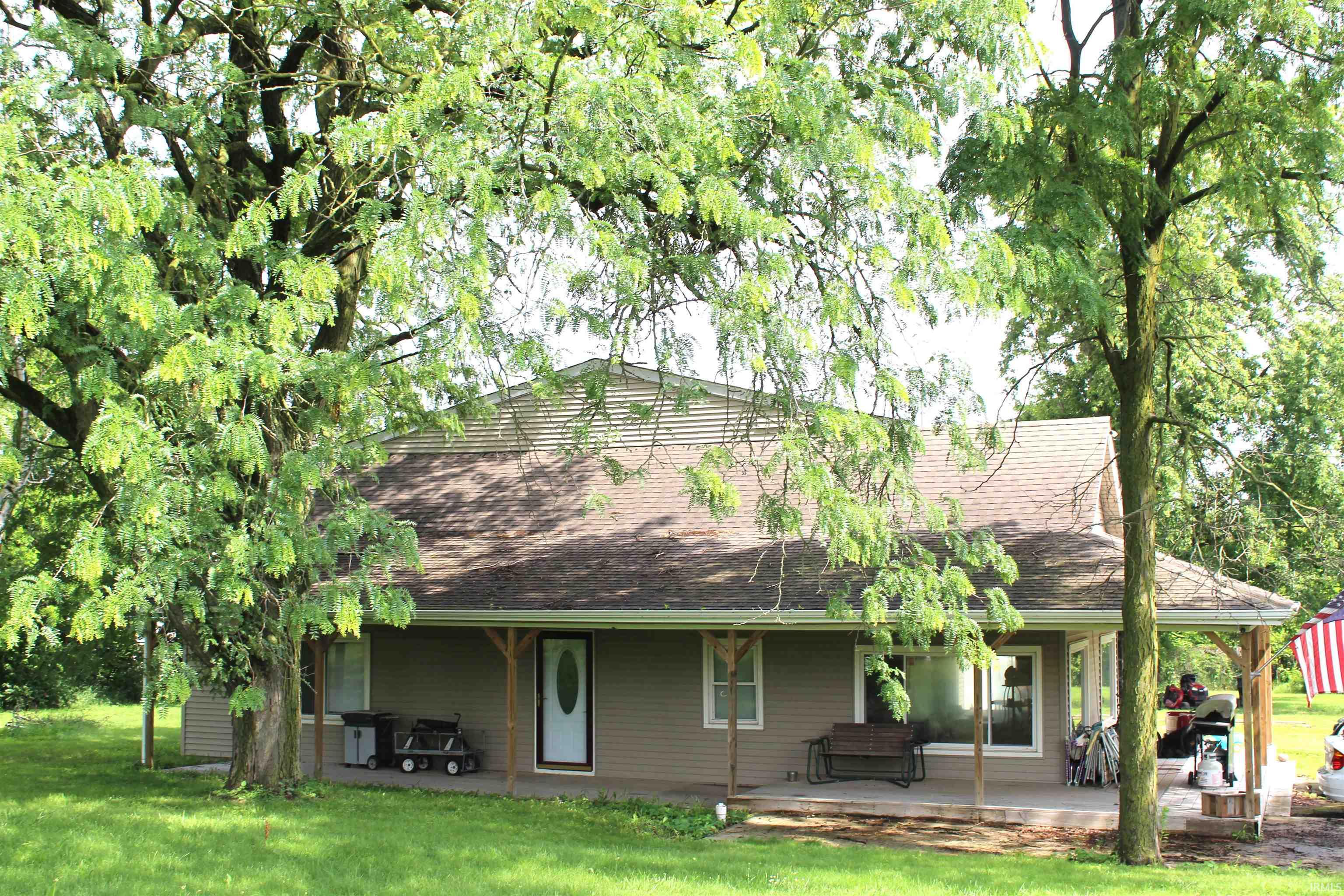 5036 Lower Huntington Road Fort Wayne, IN 46809 - Photo 3 of 34