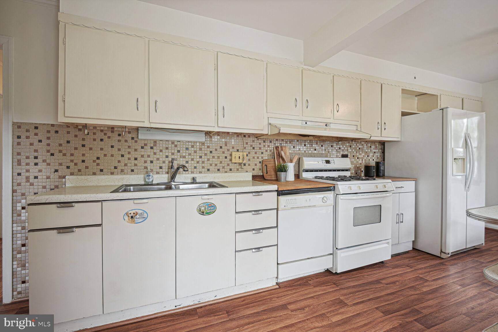 11513 Idlewood Road Silver Spring, MD 20906 - Photo 12 of 30