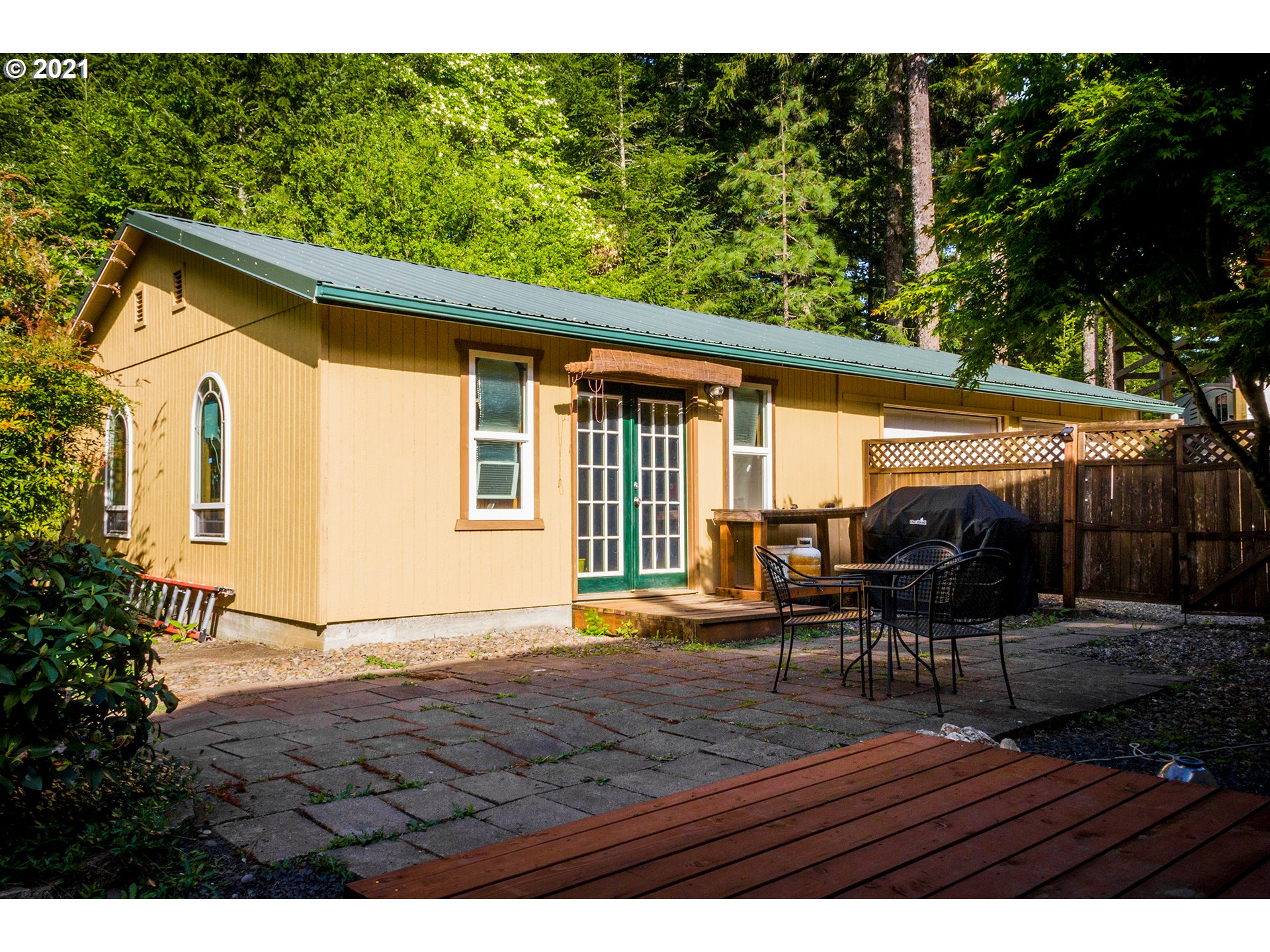 24679 West Demming Road Elmira, OR 97437 - Photo 14 of 32 Gallery Image 14