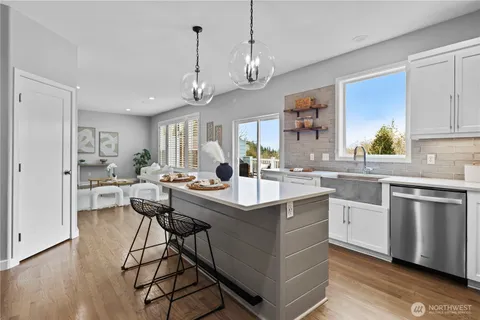 $1,049,950 | 9806 Trombley Road, Snohomish, WA 98290