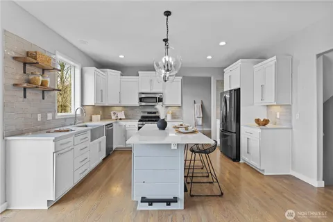 $1,049,950 | 9806 Trombley Road, Snohomish, WA 98290