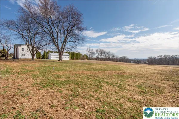 $2,500 | 4450 Scheidys Road, Coplay, PA 18037