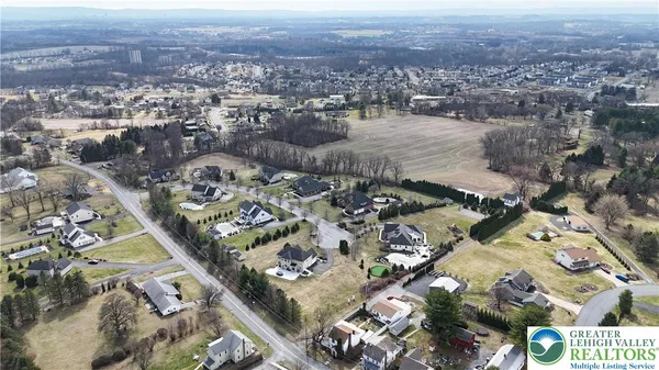 $2,500 | 4450 Scheidys Road, Coplay, PA 18037