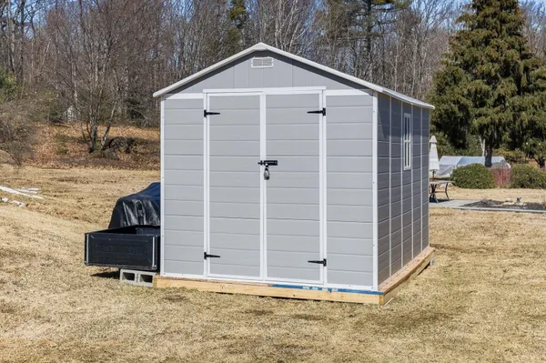 $425,000 | 2 Running Brook Drive, Sanford, ME 04073