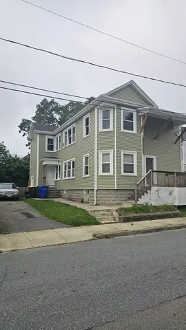 $2,000 | 129 Marchand Street, Unit 2, Fall River, MA 02723