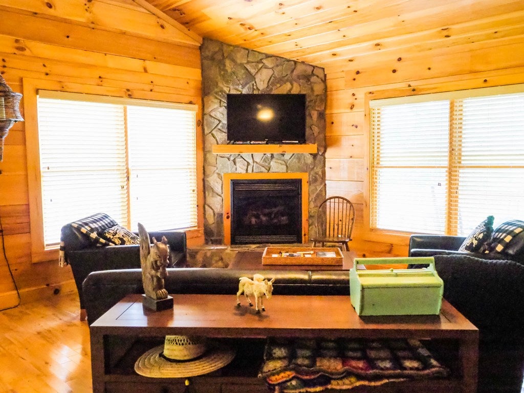 222 Wedgewood Ridge Lane Fancy Gap, VA 24328 - Photo 27 of 39 Gallery Image 27