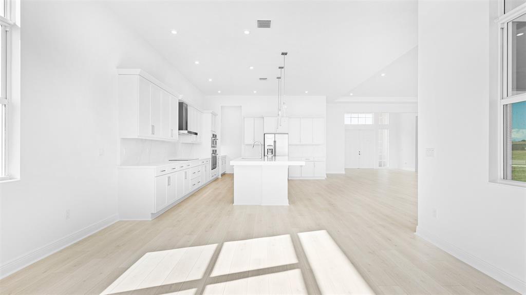 8447 Southwest Felicita Way Port St. Lucie, FL 34987 - Photo 14 of 92