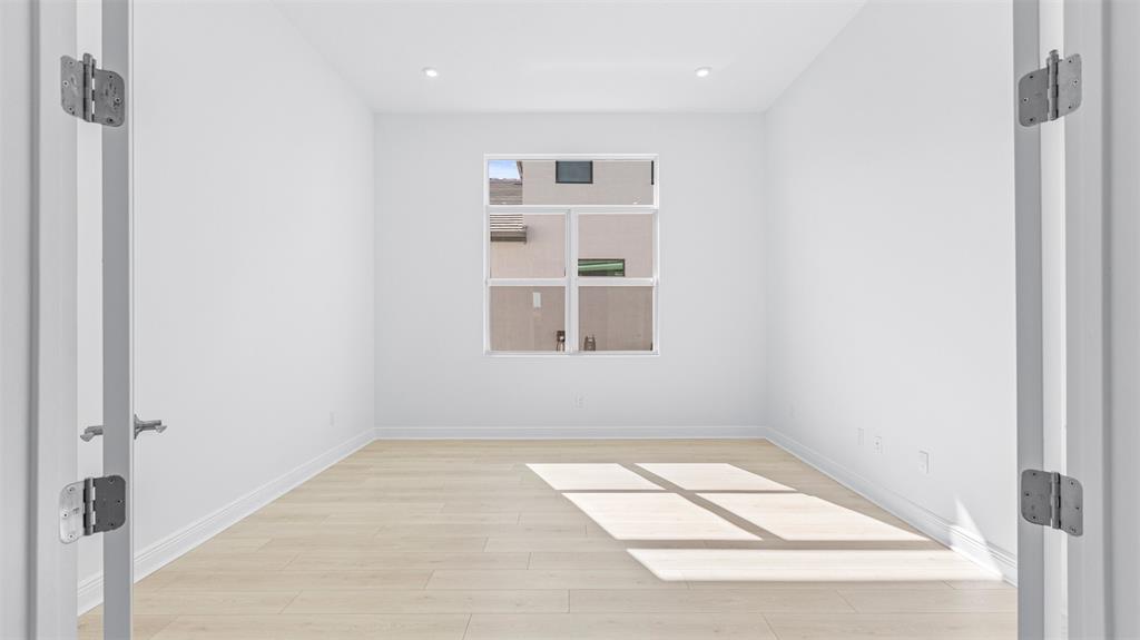 8447 Southwest Felicita Way Port St. Lucie, FL 34987 - Photo 22 of 92