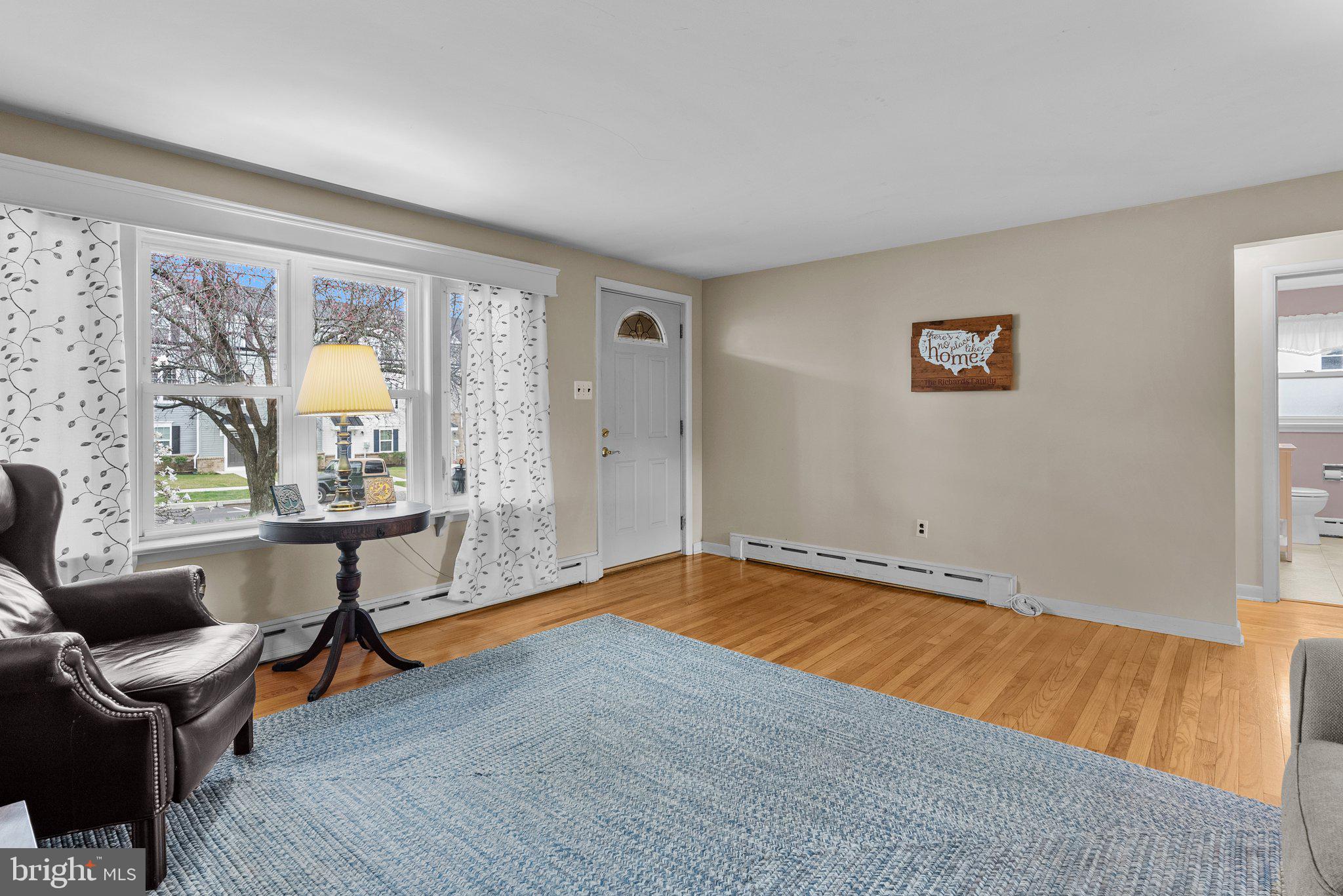 141 Elephant Road Dublin, PA 18917 - Photo 4 of 30 Gallery Image 4