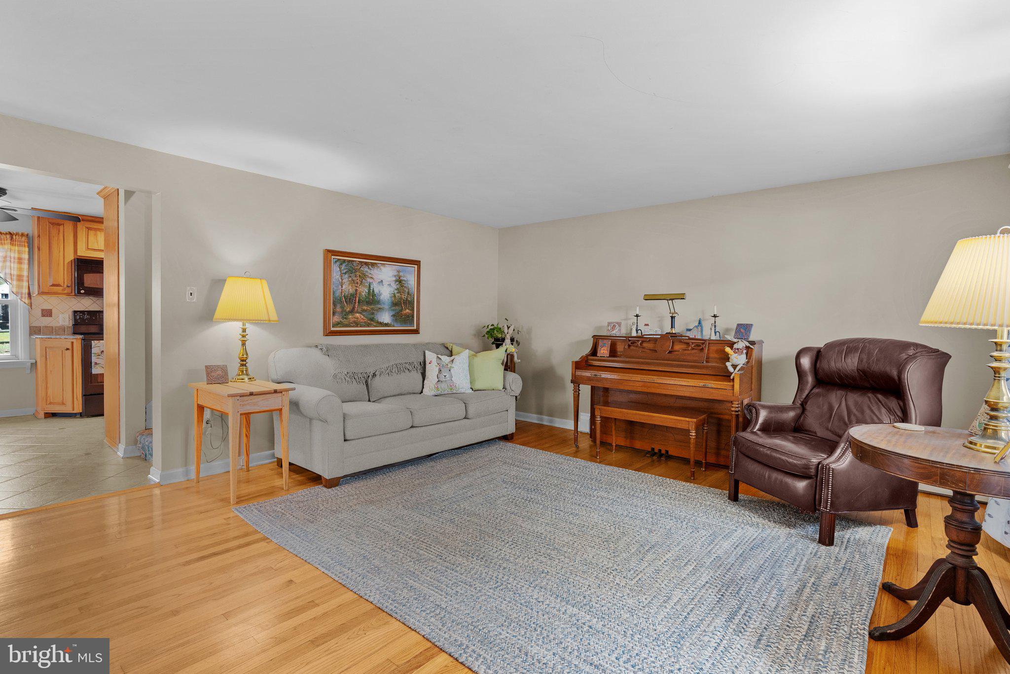 141 Elephant Road Dublin, PA 18917 - Photo 5 of 30 Gallery Image 5