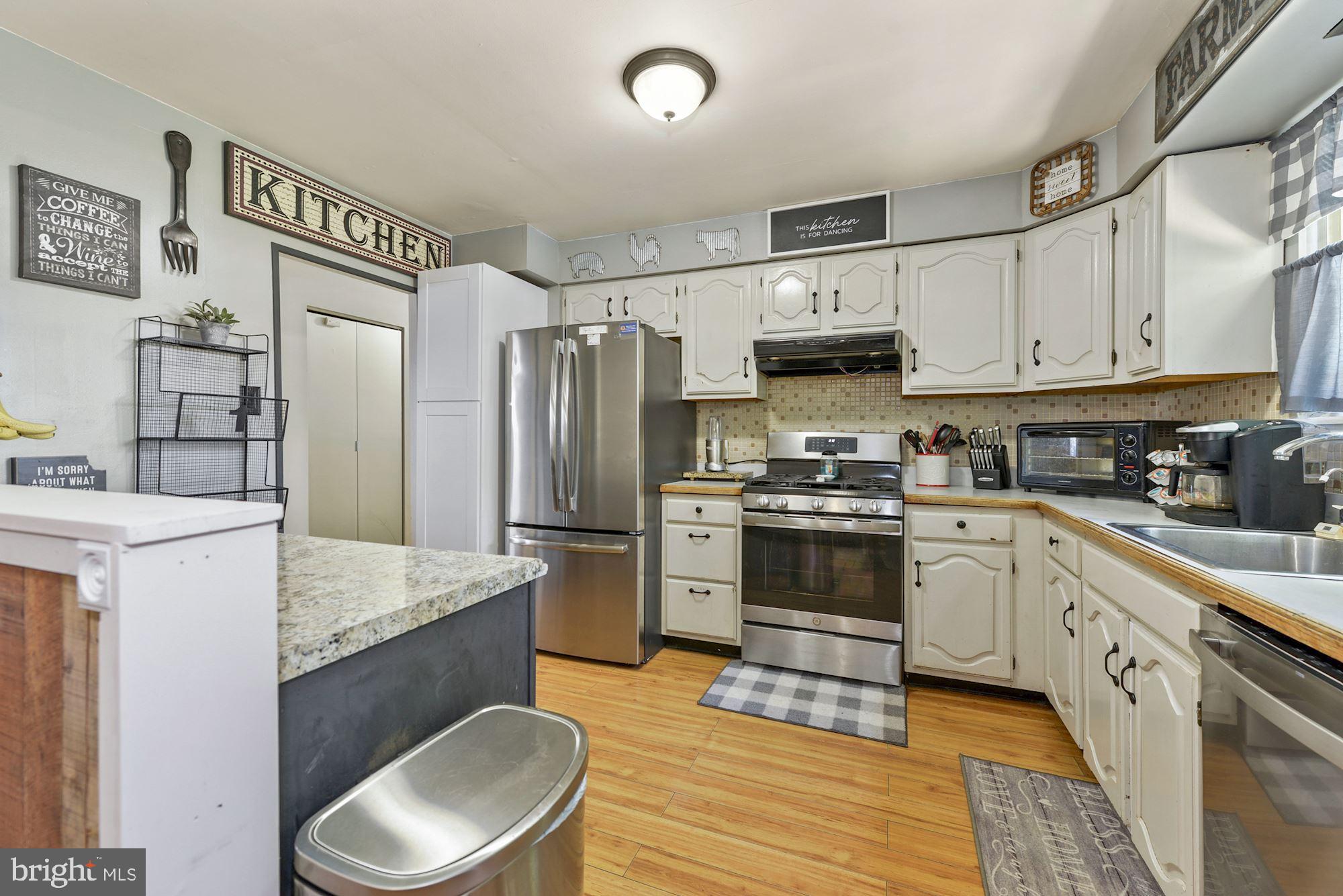 145 Kelly Driver Road Clementon, NJ 08021 - Photo 11 of 26
