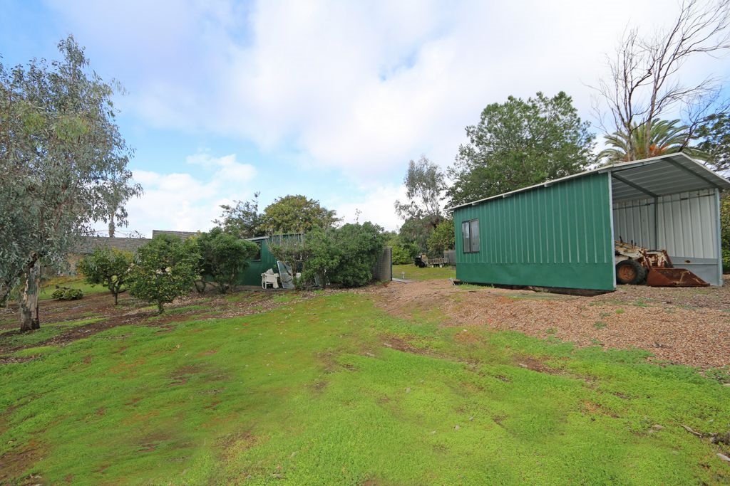 2207 West Winterhaven Road Fallbrook, CA 92028 - Photo 22 of 25