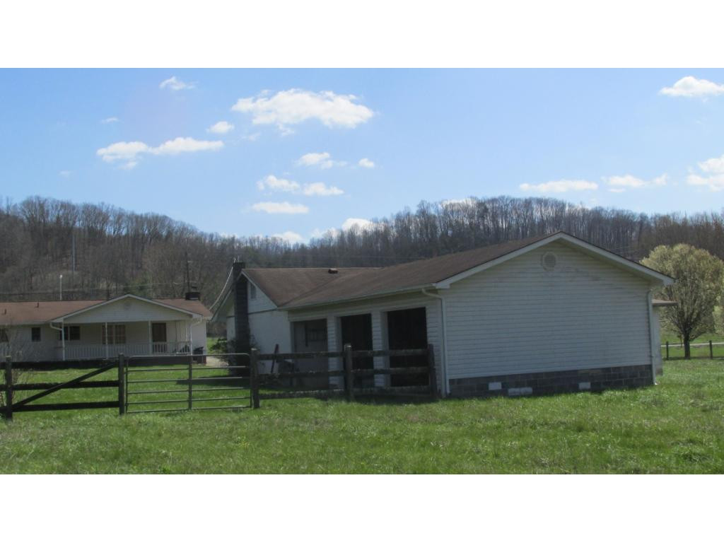 231 Price Road Elizabethton, TN 37643 - Photo 13 of 24 Photo 13
