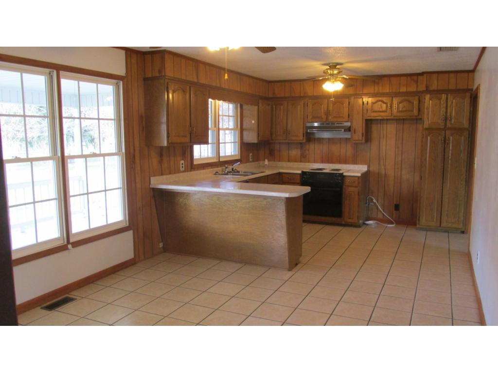 231 Price Road Elizabethton, TN 37643 - Photo 17 of 24 Photo 17