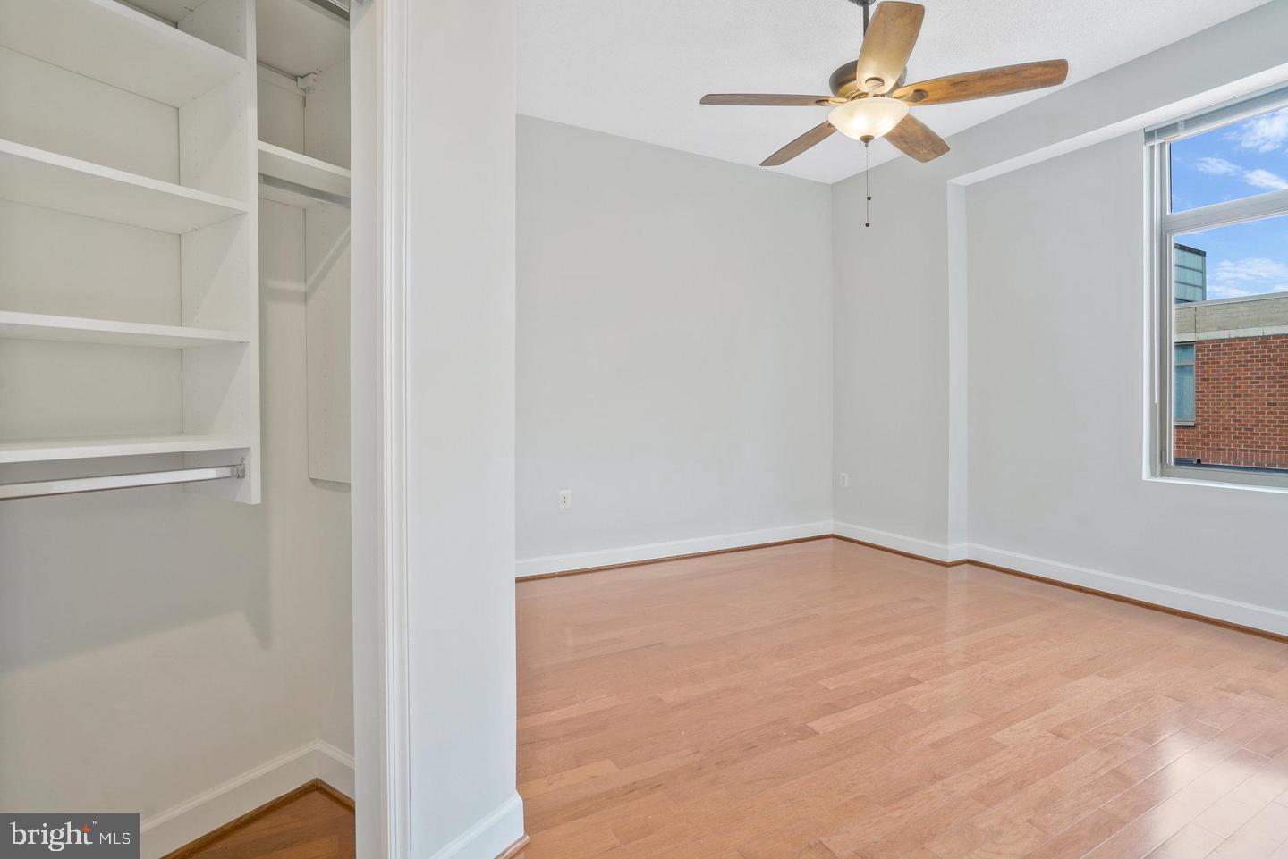 3650 South Glebe Road, Unit 638 Arlington, VA 22202 - Photo 17 of 35 a view of an empty room with a window