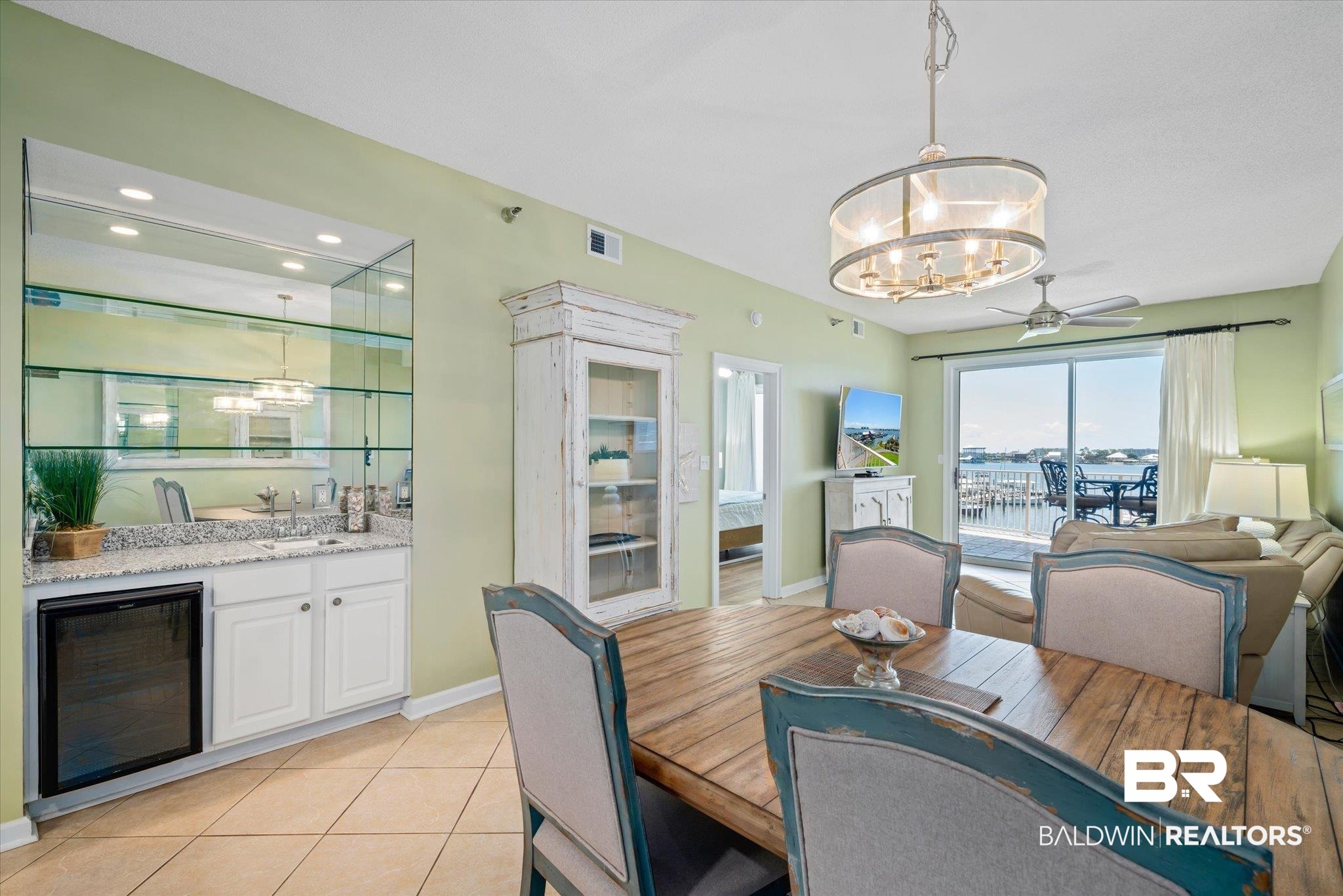 27282 Canal Road, Unit 405 Orange Beach, AL 36561 - Photo 12 of 50 Wet Bar