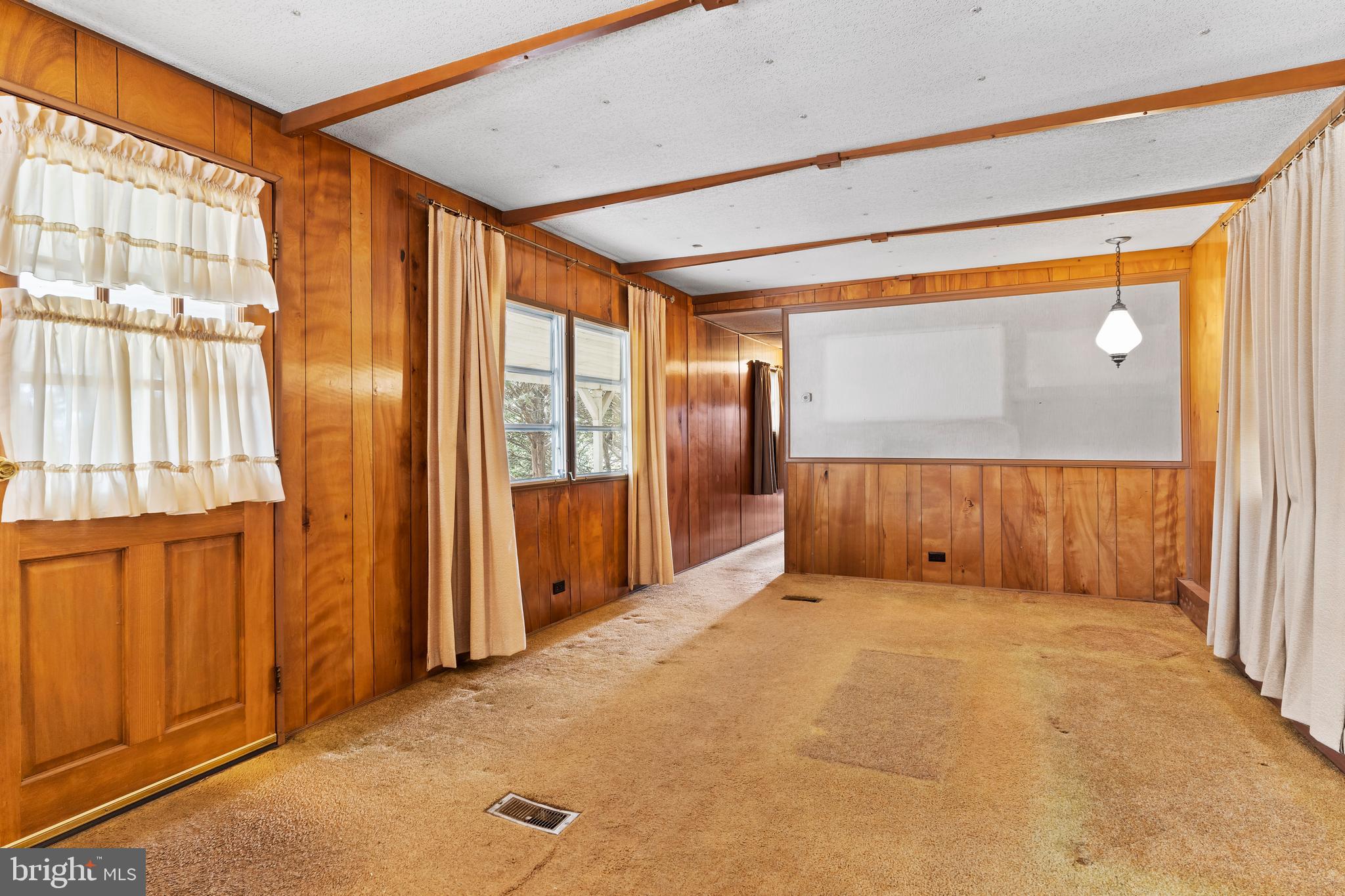 5506 Old Harrisburg Road York Springs, PA 17372 - Photo 6 of 27 a view of an empty room