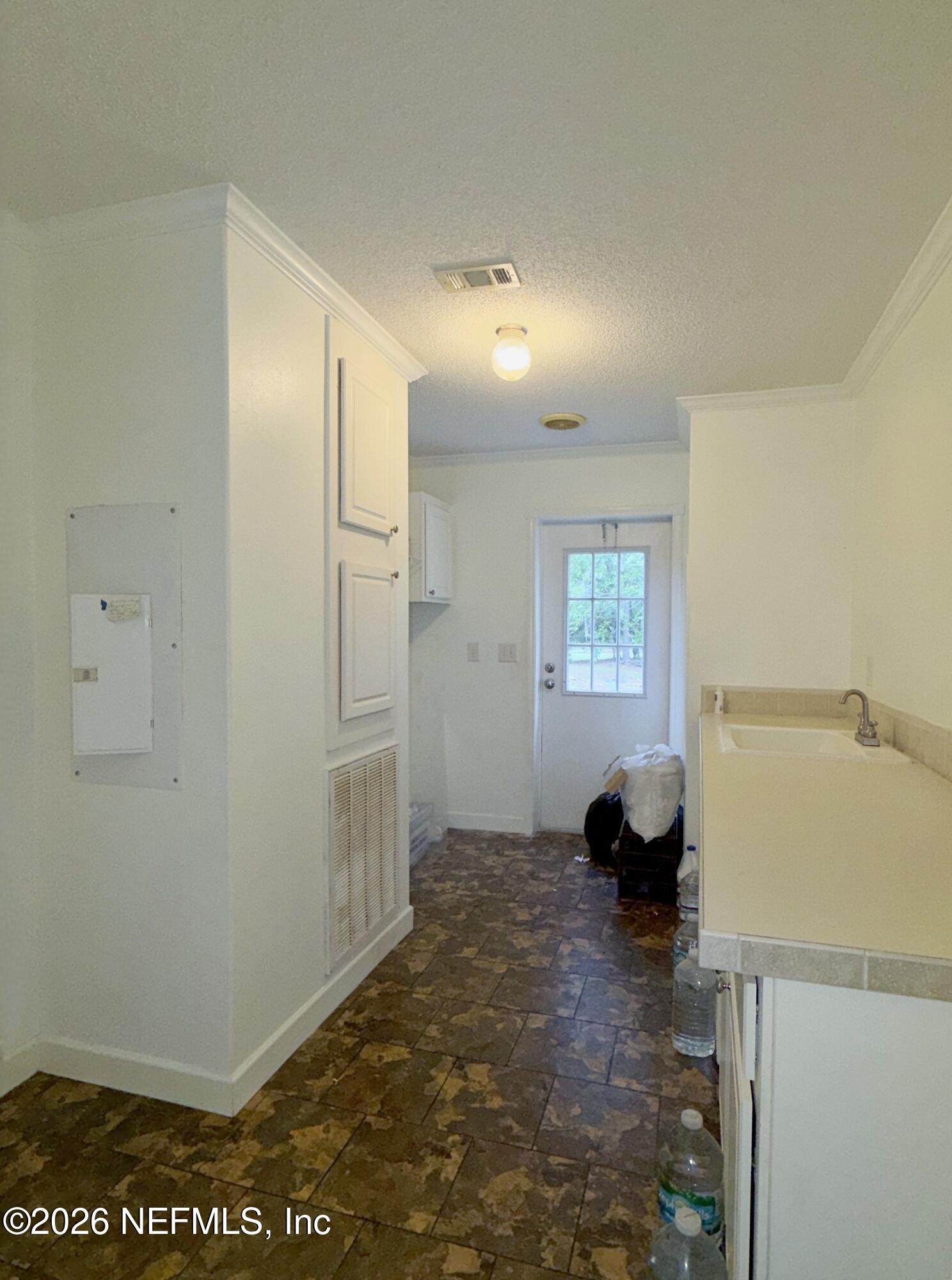 136 Short Pine Road Hawthorne, FL 32640 - Photo 25 of 39 a view of empty room