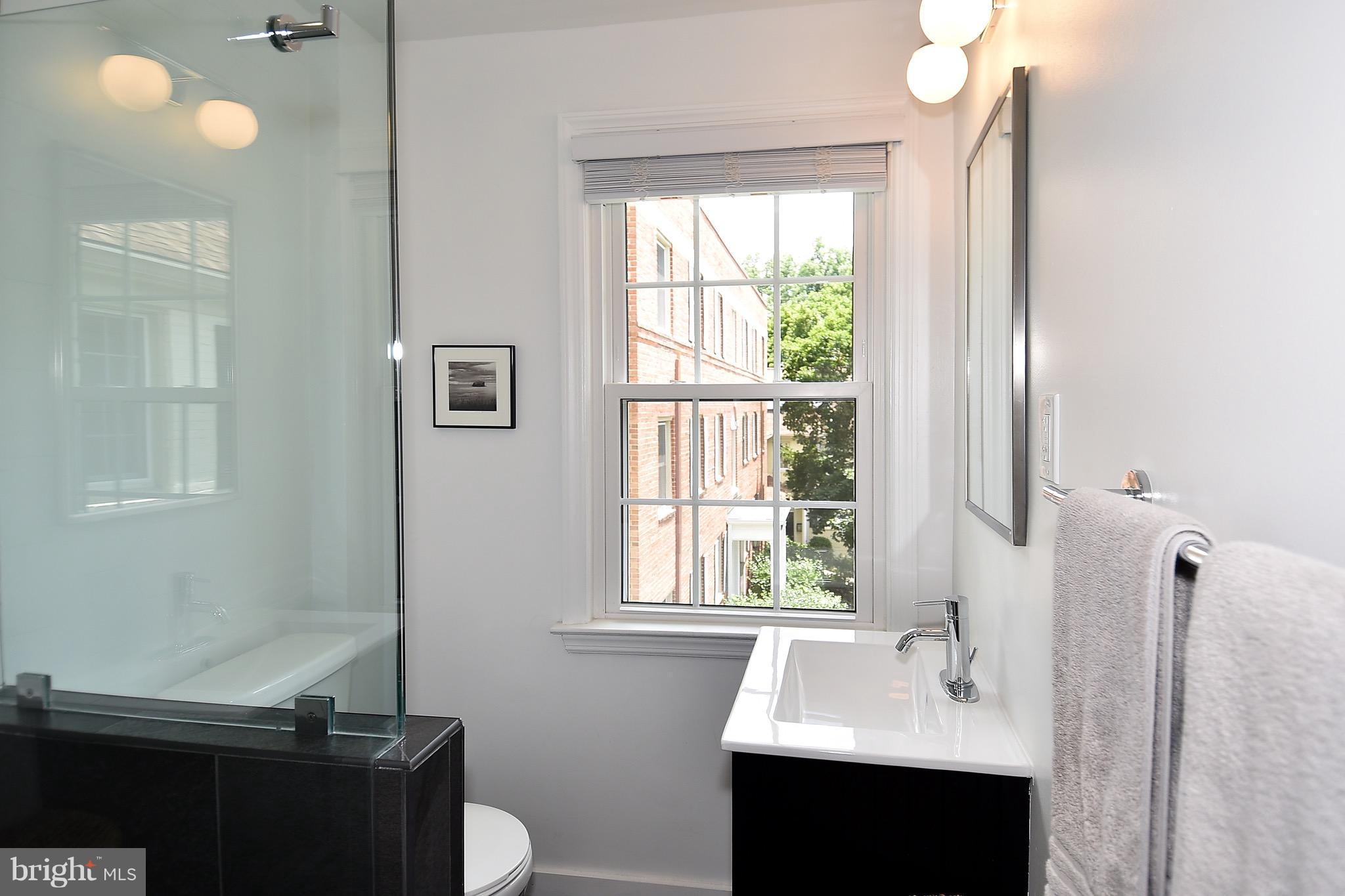 8205 Grubb Road, Unit G201 Silver Spring, MD 20910 - Photo 16 of 22 Bath
