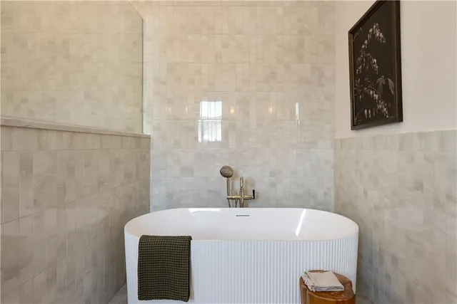 $1,825,000 | 21396 West 93rd Street, Lenexa, KS 66220