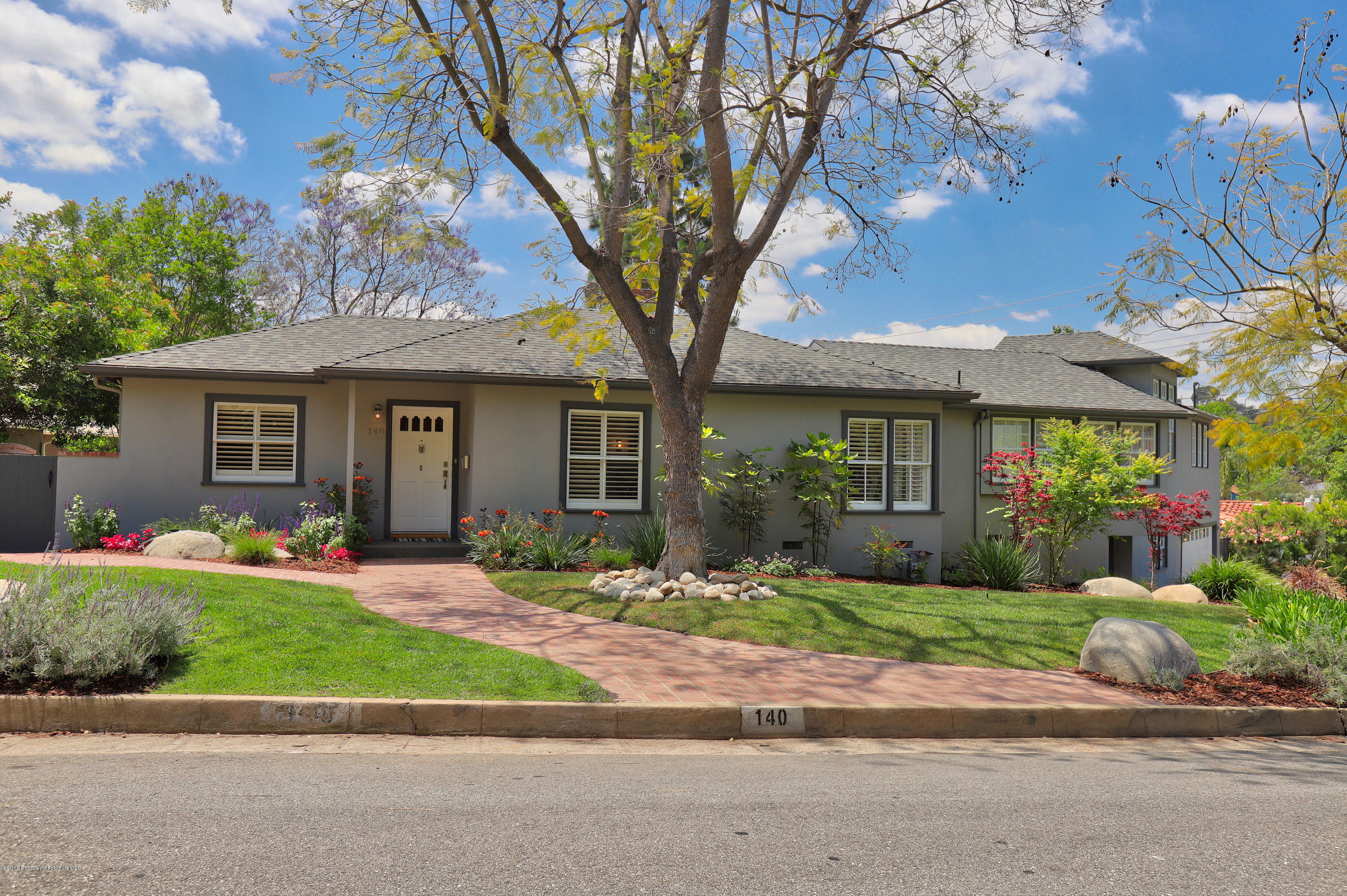 140 Sierra View Road Pasadena, CA 91105 - Photo 3 of 35 IMG_9508_HDR.jpeg
