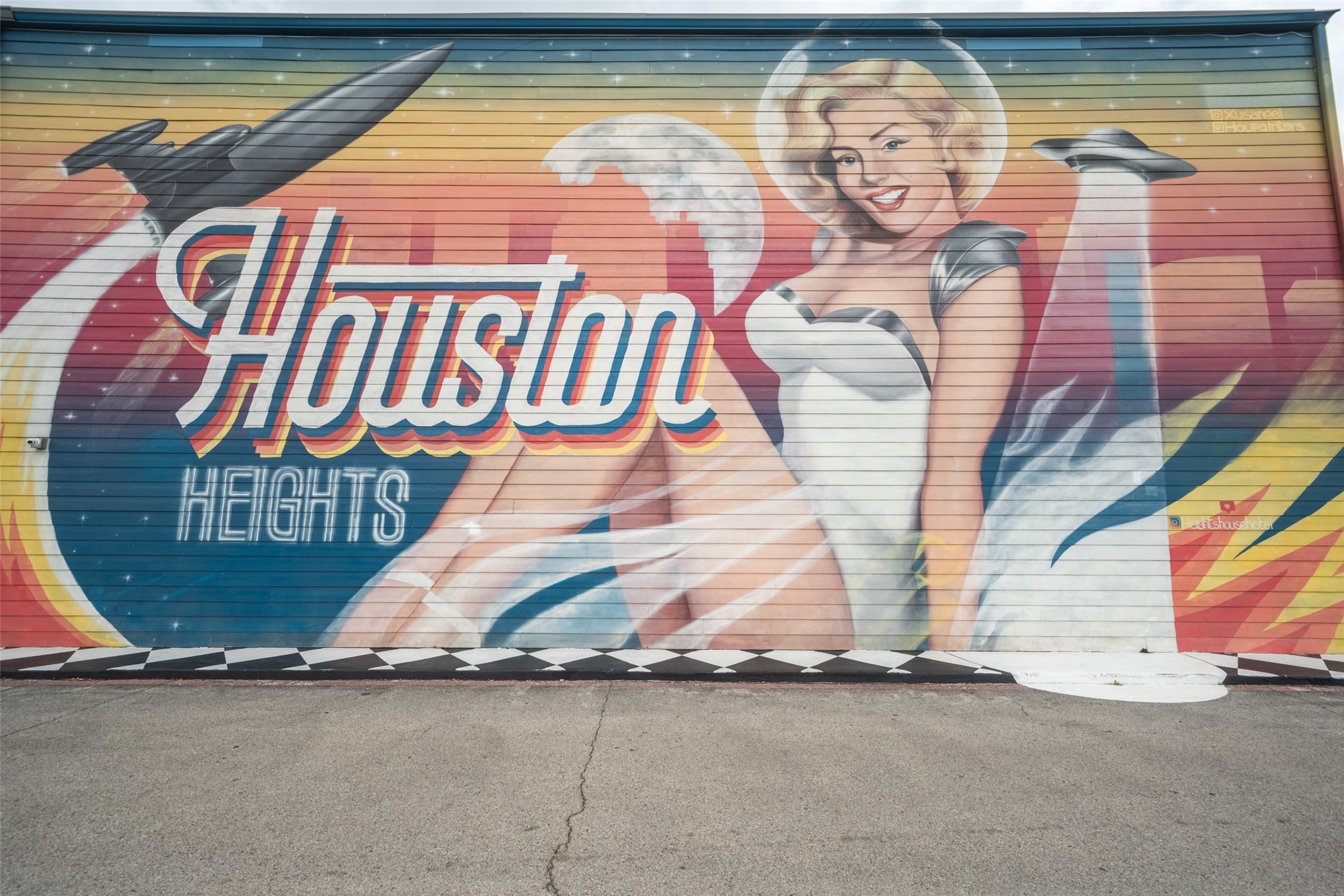 1408 Enid Street, Unit D Houston, TX 77009 - Photo 21 of 26 a view of a wooden door and lake view