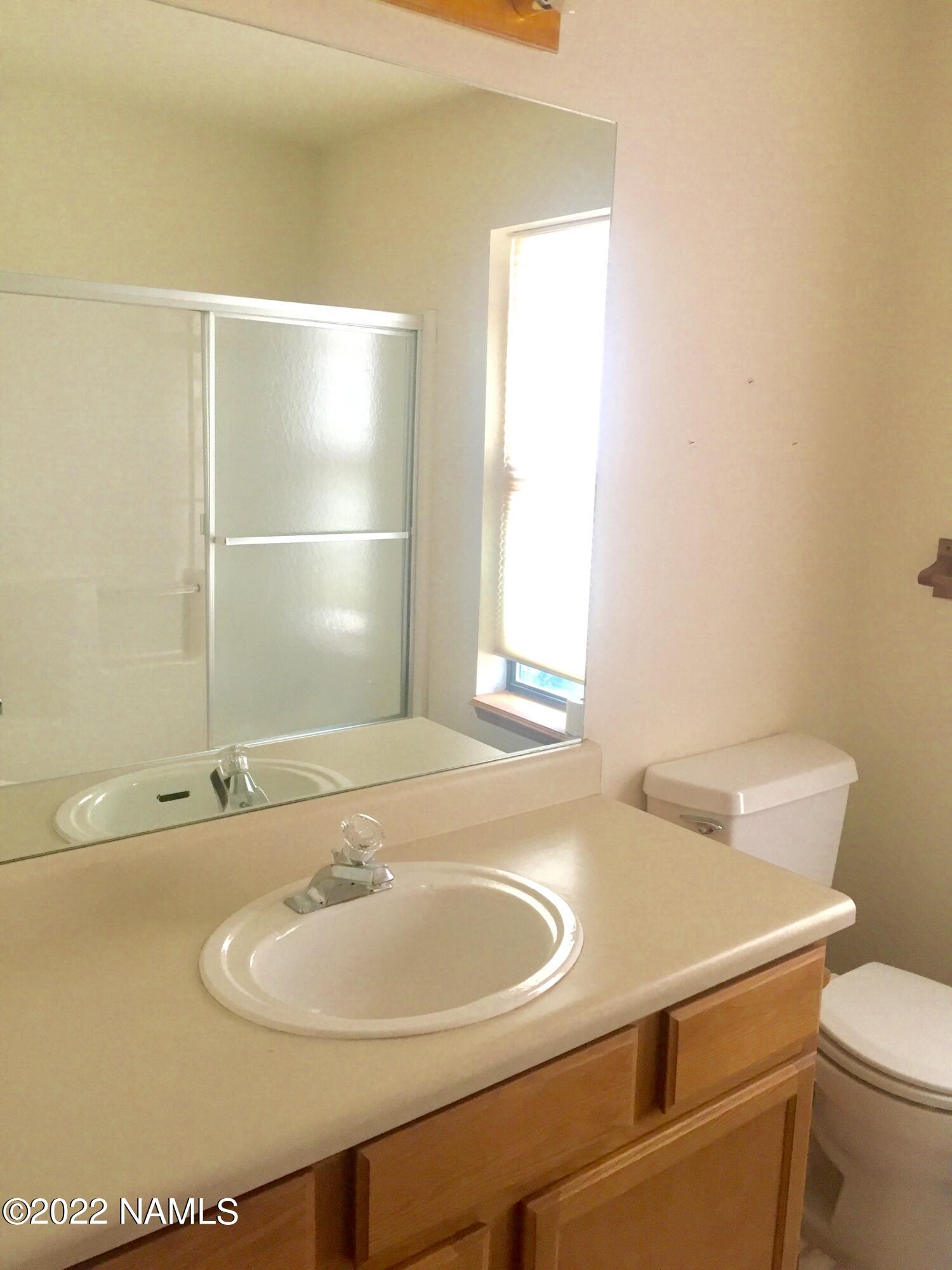 9612 Pioneer Valley Road Flagstaff, AZ 86004 - Photo 35 of 64 E GuestBath2