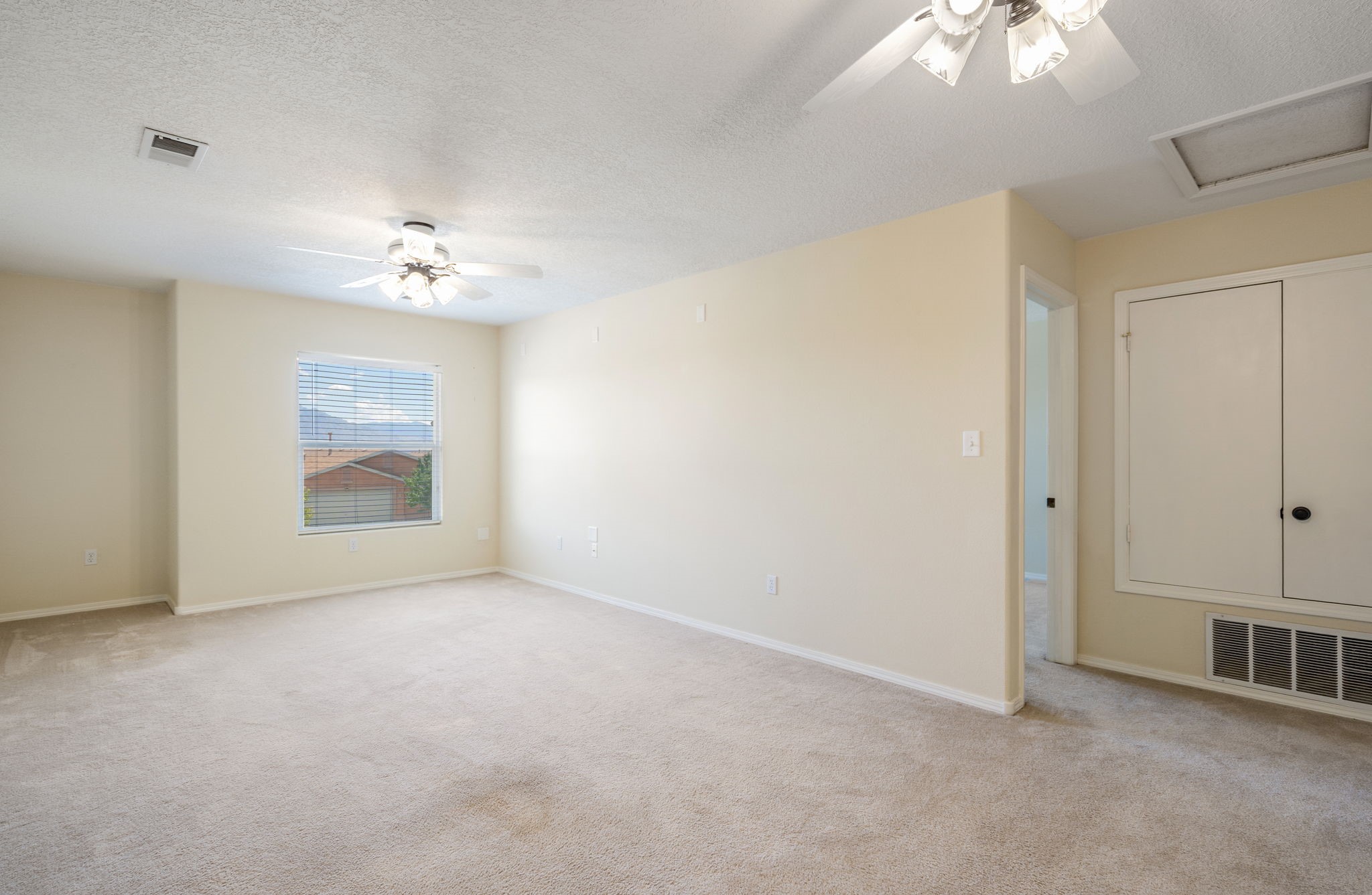 5739 Cibola Drive Northeast Rio Rancho, NM 87144 - Photo 13 of 37 Gallery Image 13