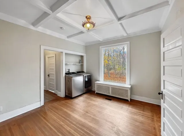 $278,000 | 339 State Street, Marinette, WI 54143