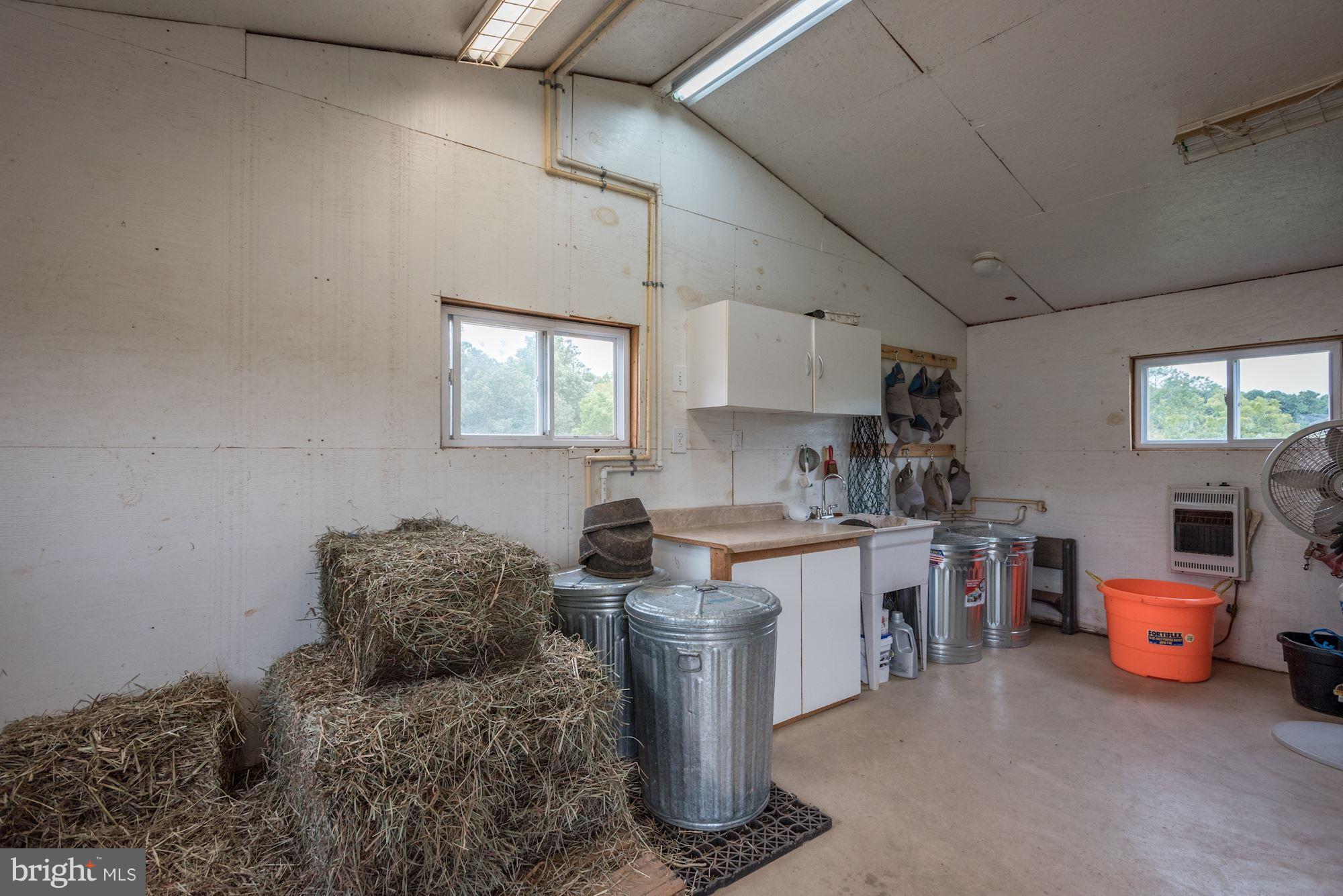 43661 Spinks Ferry Road Leesburg, VA 20176 - Photo 28 of 30 Heated Tack Room and Storage Area