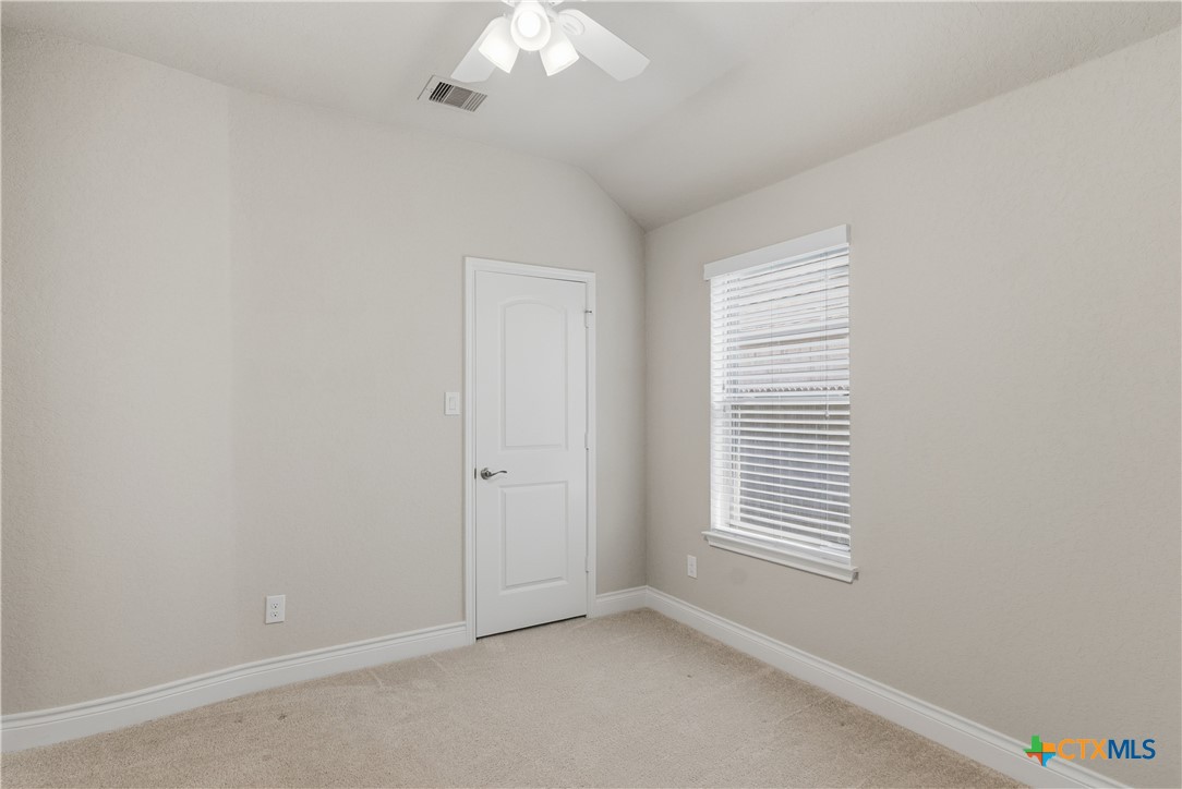 1917 Creek Ridge Street Seguin, TX 78155 - Photo 18 of 36