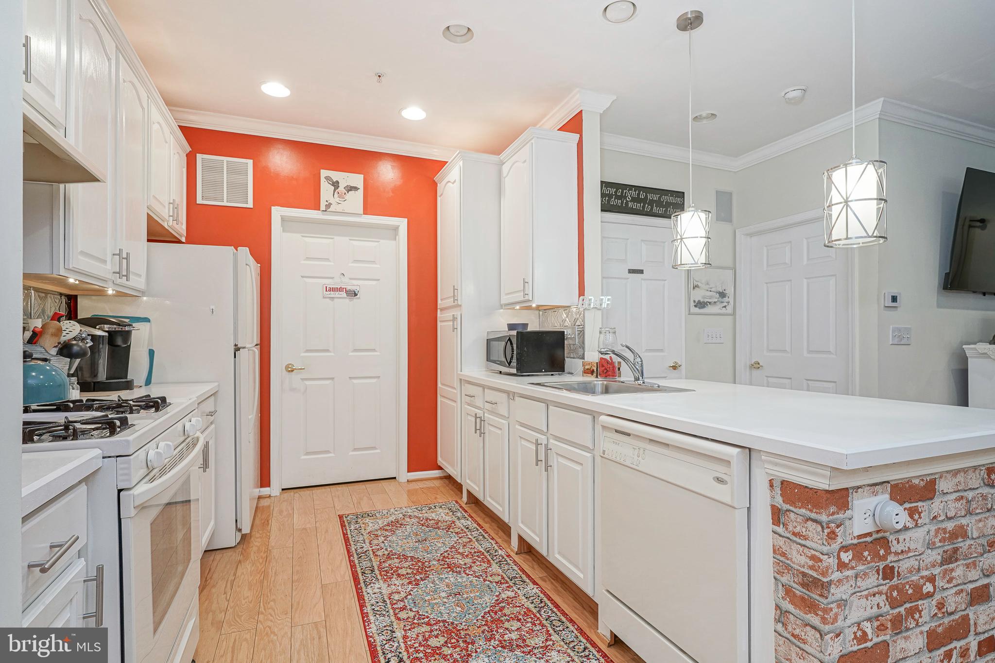 512 Highland Estates Clementon, NJ 08021 - Photo 6 of 24