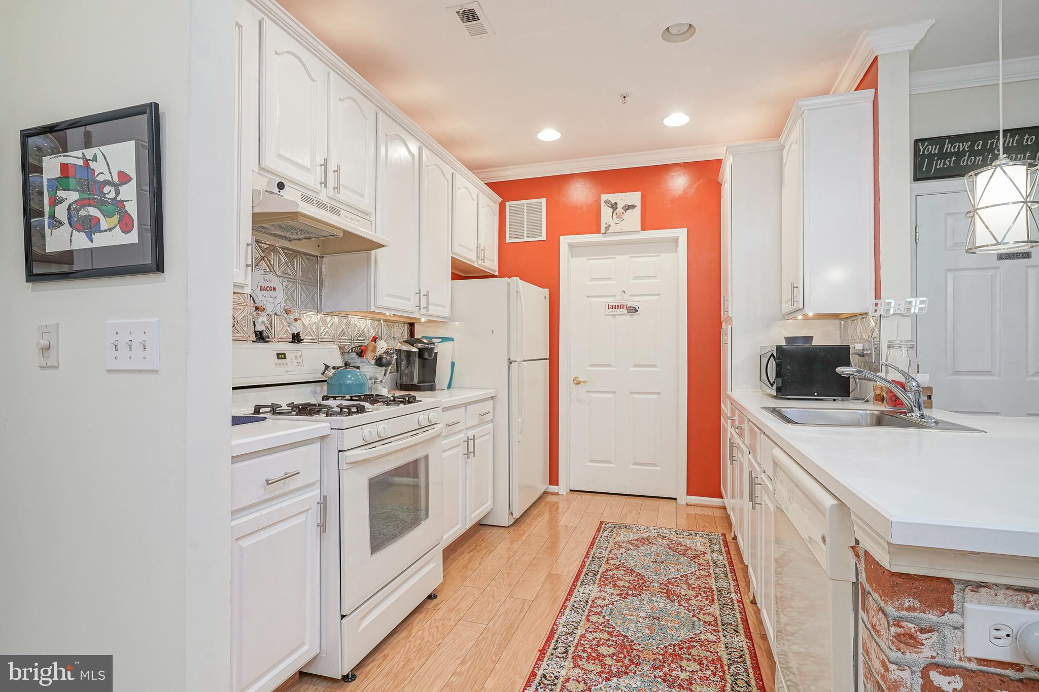 512 Highland Estates Clementon, NJ 08021 - Photo 7 of 24