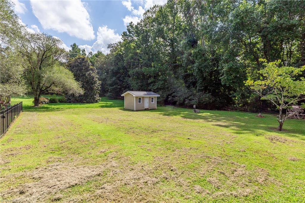 7510 Strawberry Road Summerfield, NC 27358 - Photo 45 of 46 Gallery Image 45