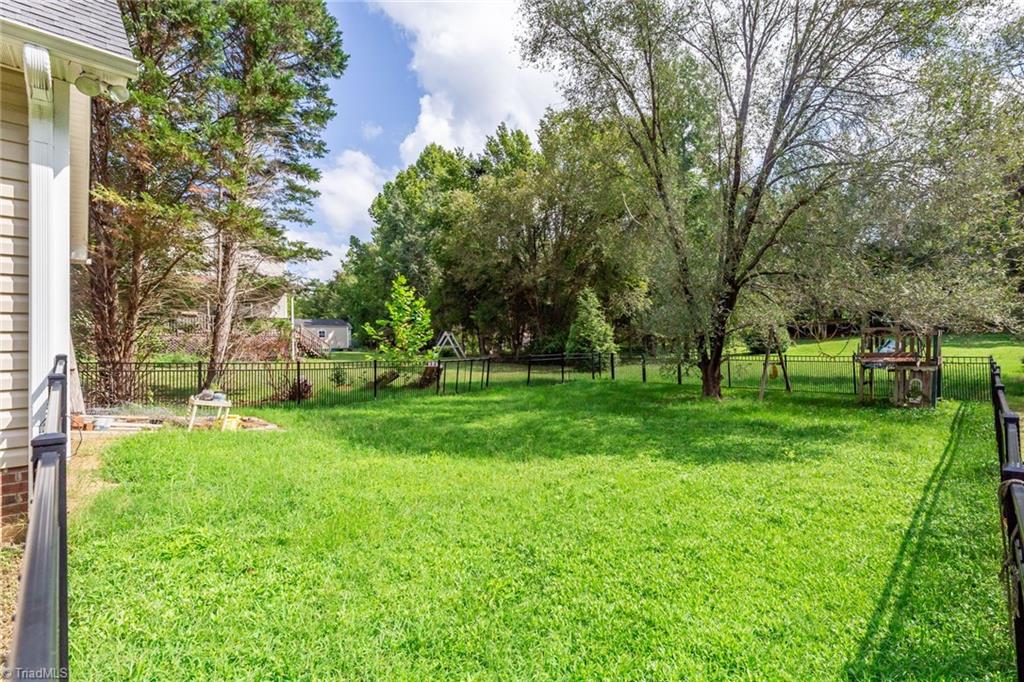 7510 Strawberry Road Summerfield, NC 27358 - Photo 46 of 46 Gallery Image 46