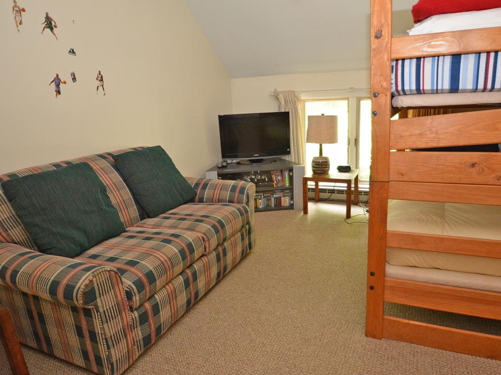 7 Castlerock Road, Unit 7 Warren, VT 05674 - Photo 15 of 21 Gallery Image 15