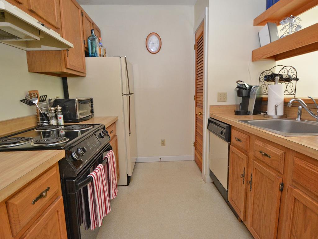 7 Castlerock Road, Unit 7 Warren, VT 05674 - Photo 7 of 21 Gallery Image 7
