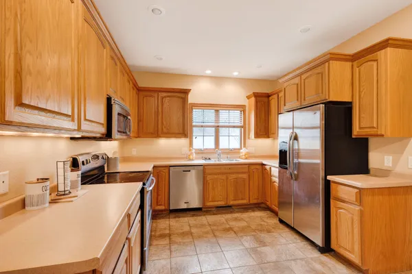 $445,000 | N7351 Ptarmigan Drive, Pardeeville, WI 53954