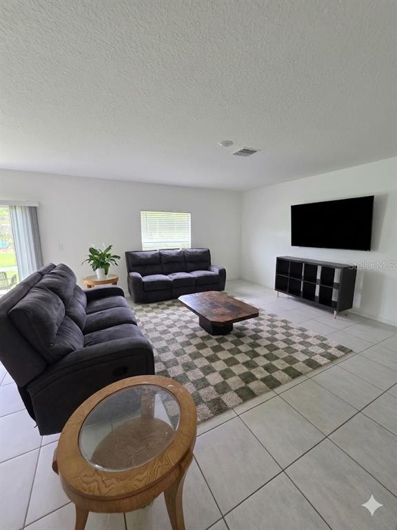 216 Citrine Loop Kissimmee, FL 34758 - Photo 2 of 14
