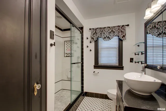 $239,900 | 2305 Spring Street, Quincy, IL 62301