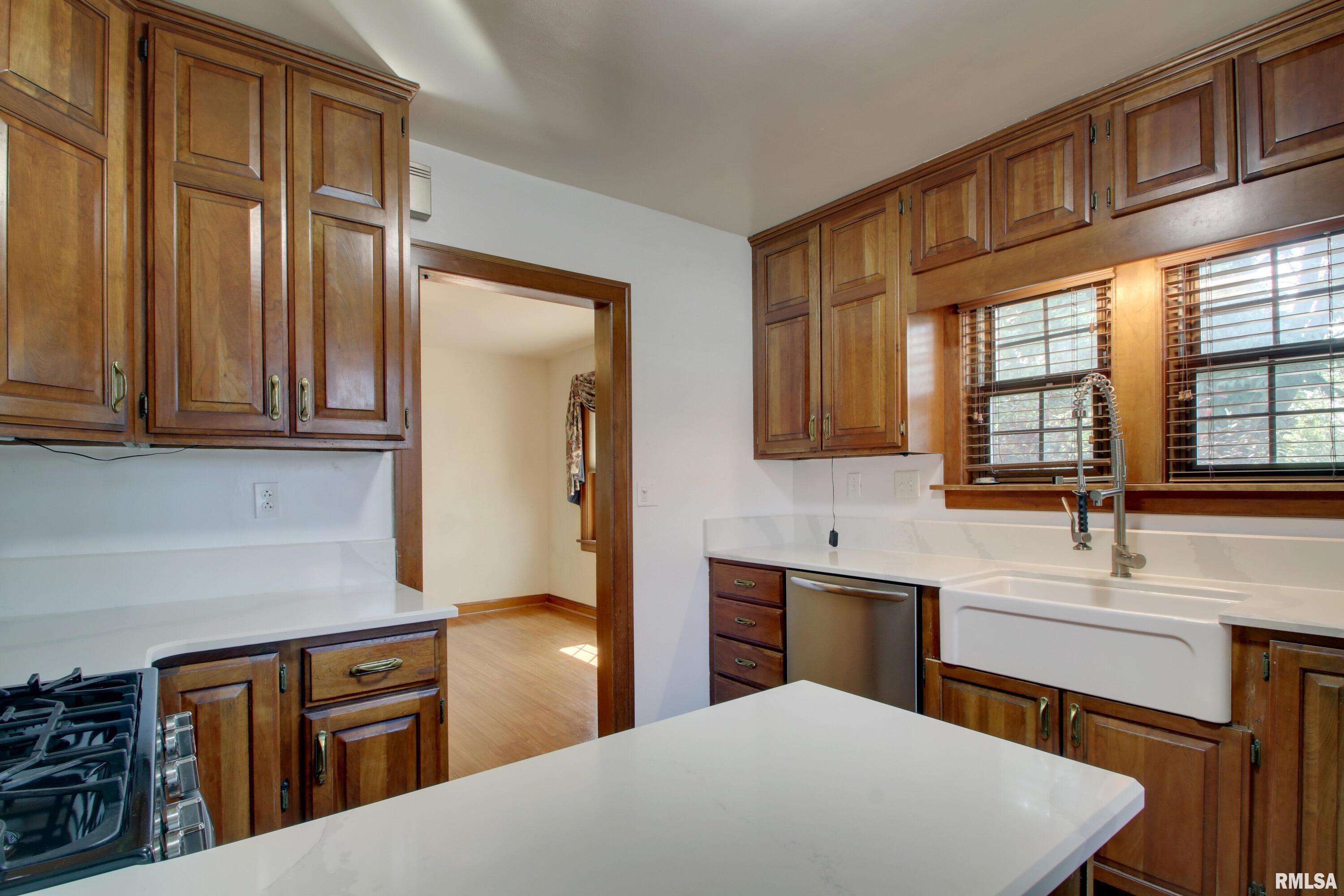 2305 Spring Street Quincy, IL 62301 - Photo 8 of 25