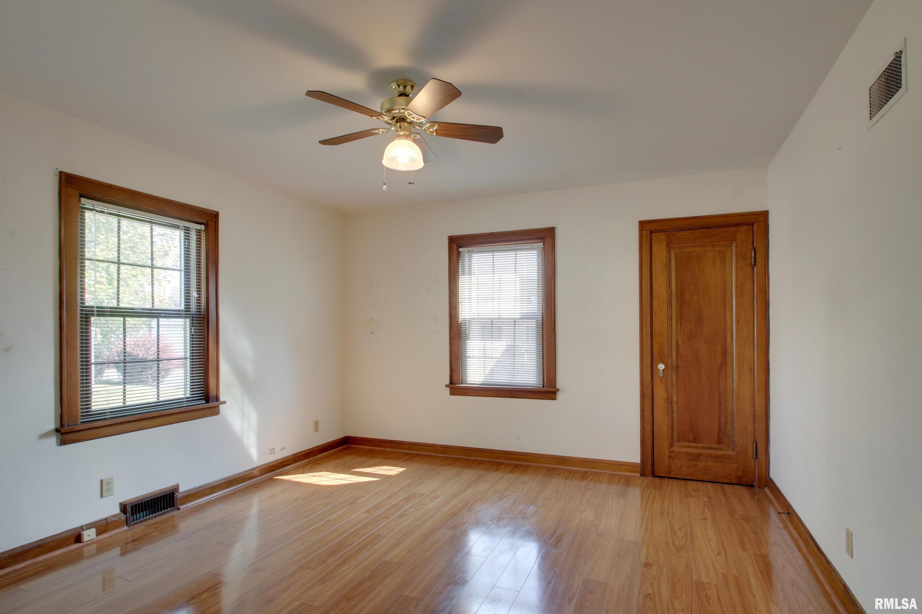 2305 Spring Street Quincy, IL 62301 - Photo 10 of 25