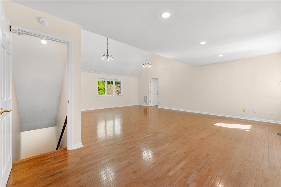 211 Wynmere Way Seneca, SC 29672 - Photo 31 of 49