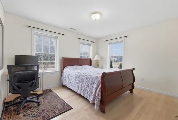 $4,500 | 16 Windsor Road, Shirley, MA 01464