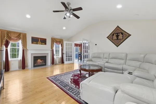 $4,500 | 16 Windsor Road, Shirley, MA 01464