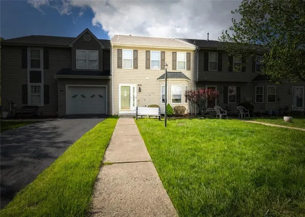 $289,600 | 303 Winners Circle, Canonsburg, PA 15317